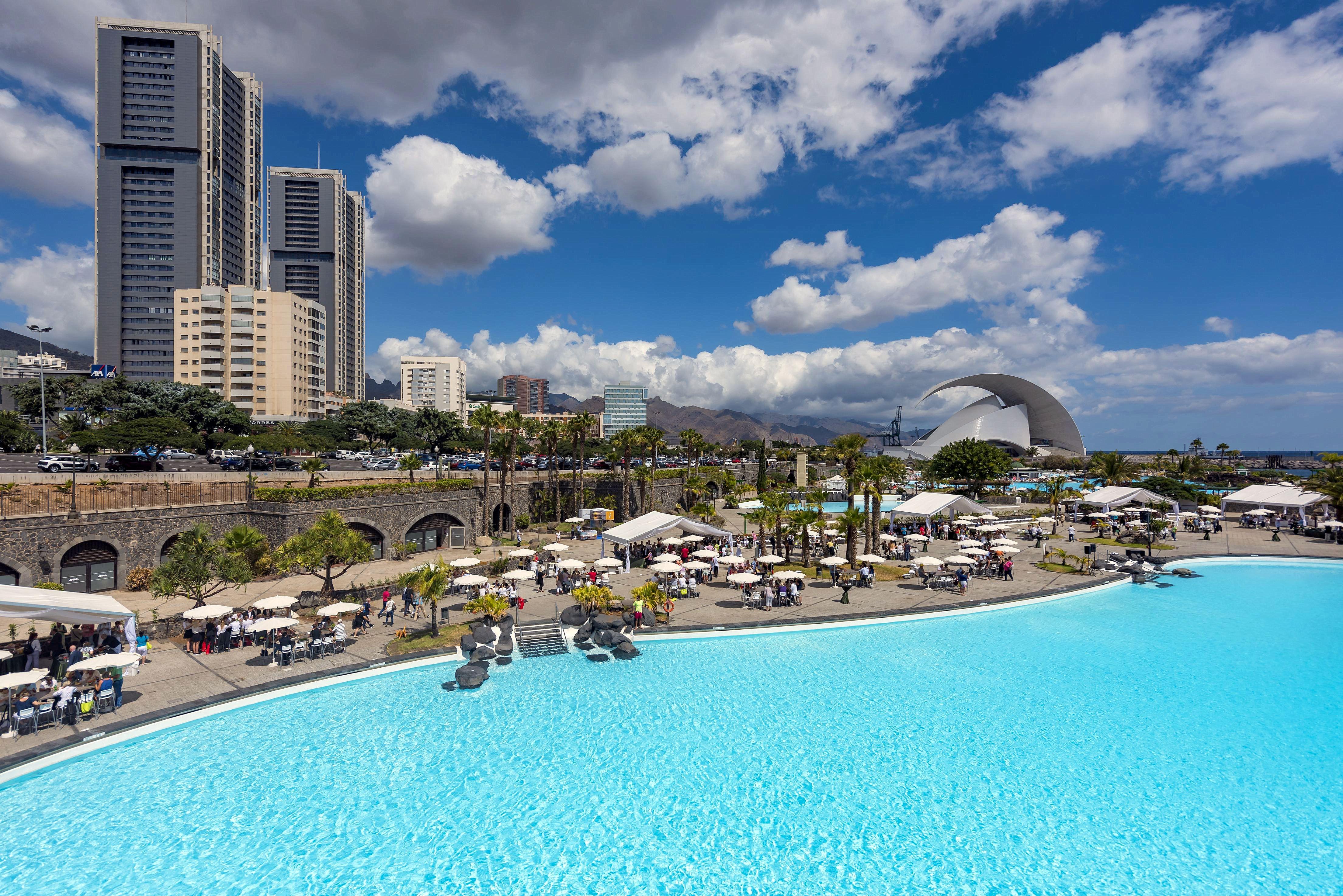 Hotel Adonis Capital Santa Cruz de Tenerife Exterior photo
