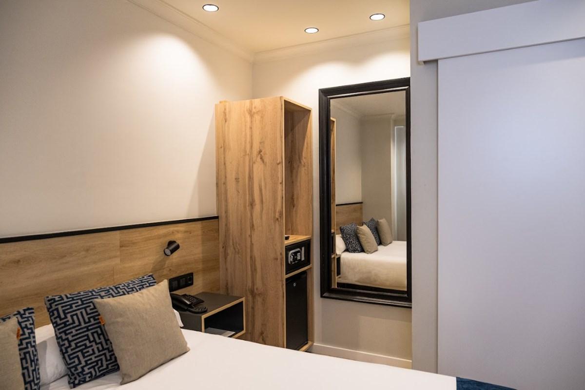 Hotel Adonis Capital Santa Cruz de Tenerife Exterior photo